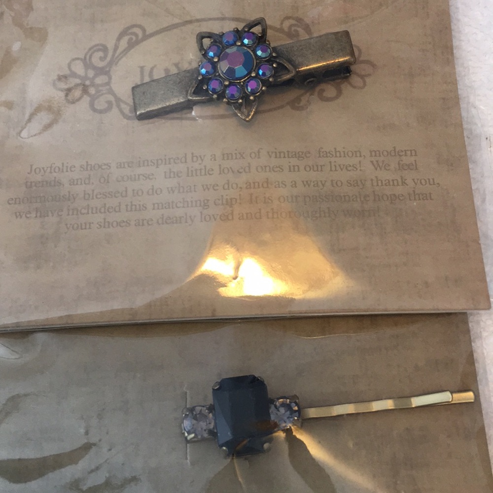 2 Joyfolie hair clips barrettes